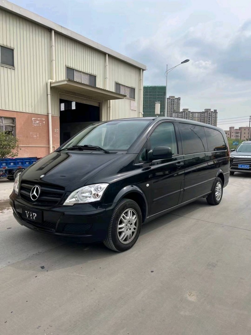 东莞14年奔驰威霆2