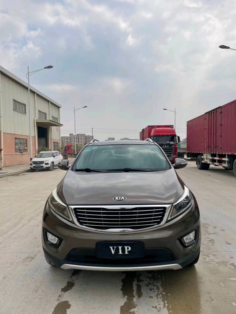 东莞14年起亚智跑1