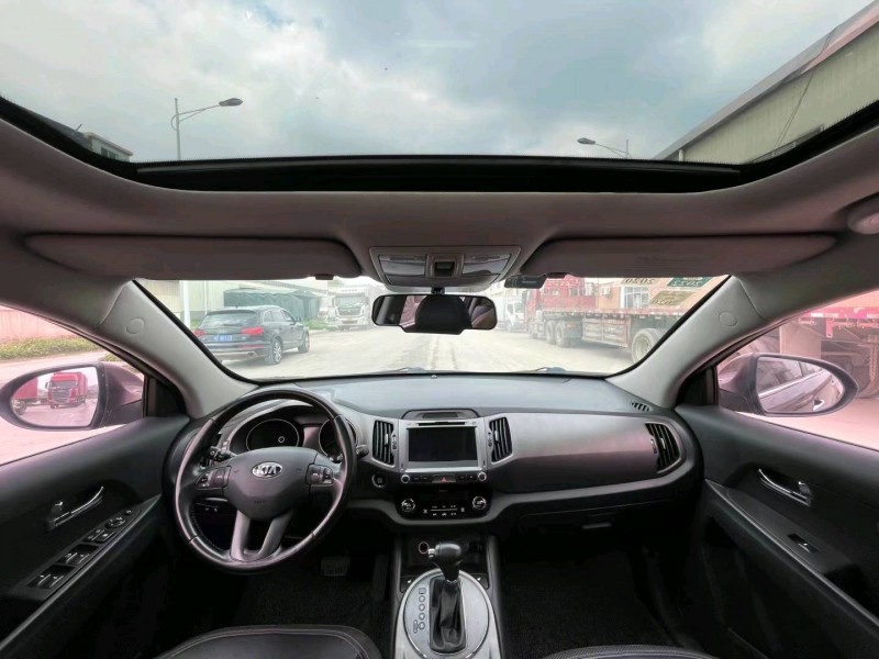 东莞14年起亚智跑6