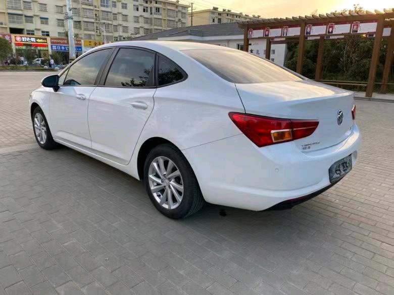 徐州17年别克威朗3