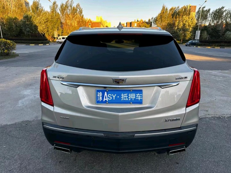 沈阳16年凯迪拉克XT57