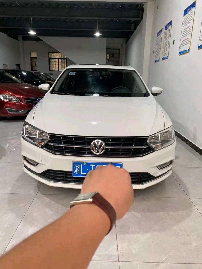 济南16年大众宝来1