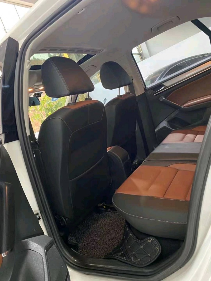 济南16年大众宝来4