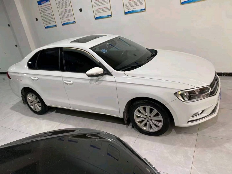 济南16年大众宝来5