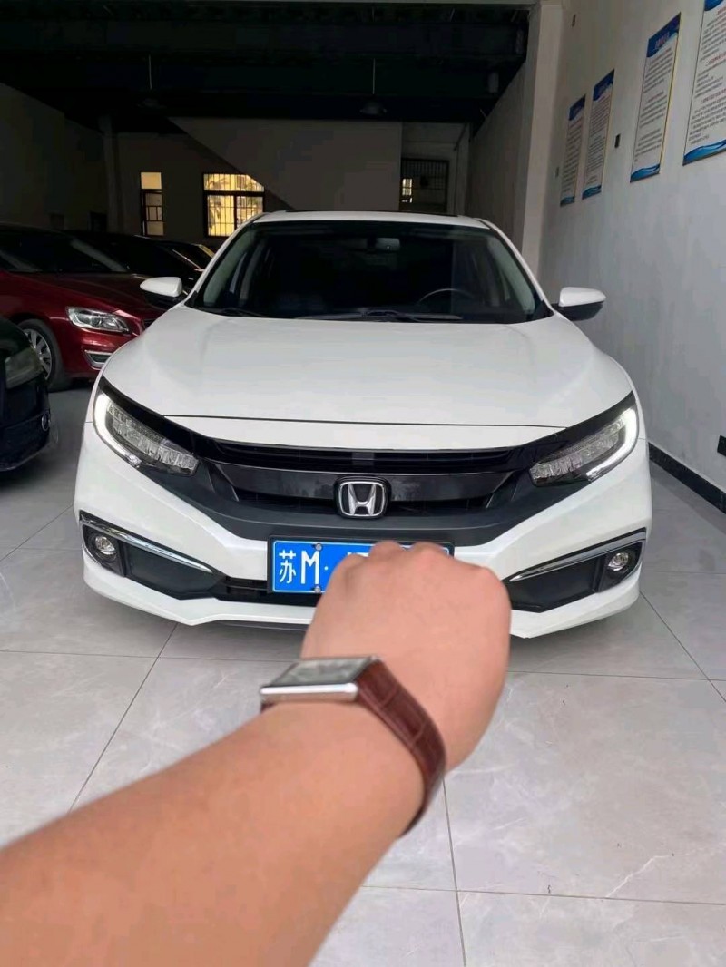 济南19年本田思域5