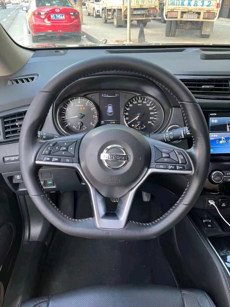 济南20年日产奇骏4