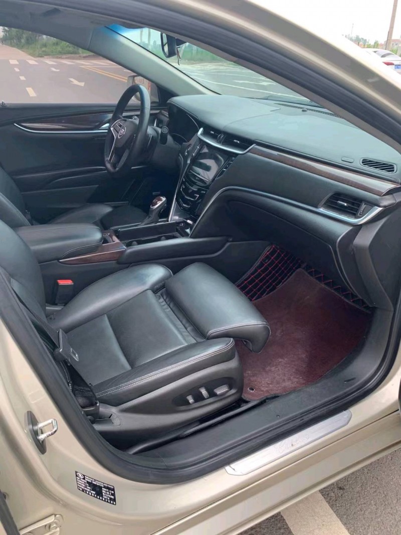 徐州13年凯迪拉克XTS8