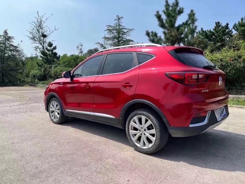 青島17年名爵ZS6