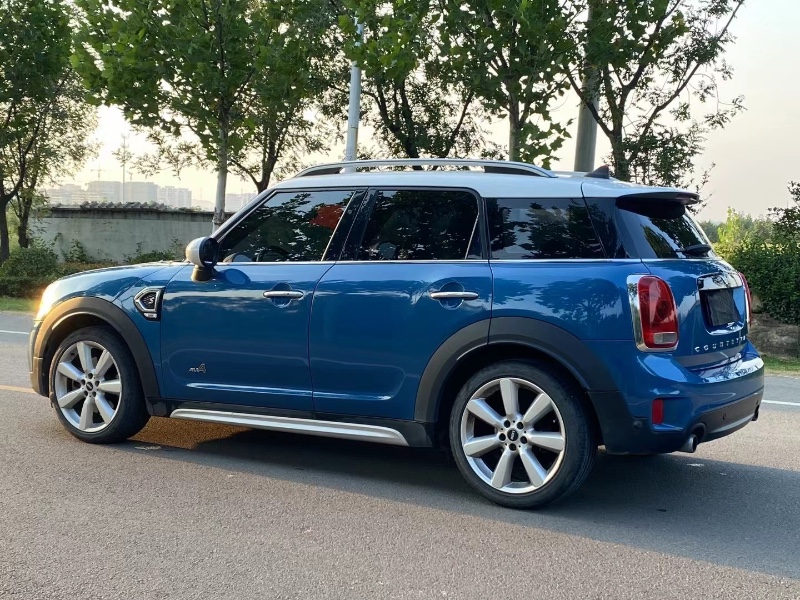 徐州17年MINICOUNTRYMAN9