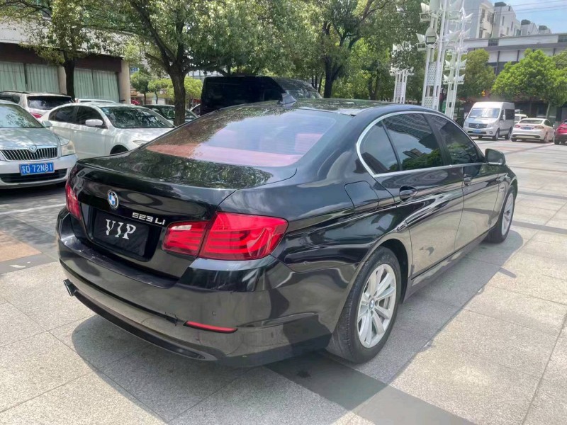 蘇州12年寶馬5系4