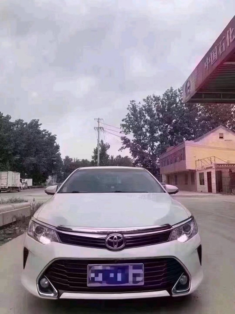 北京17年丰田凯美瑞6