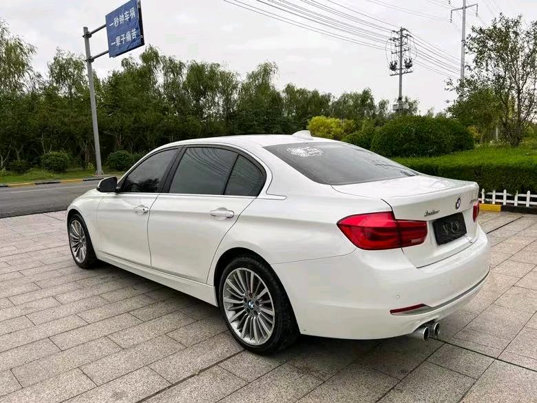 盐城19年宝马3系9