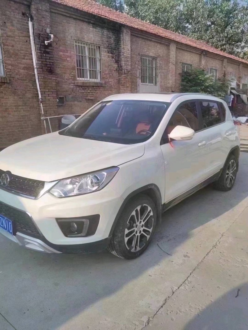 北京18年北汽绅宝X353