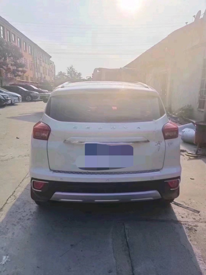 北京18年北汽绅宝X355