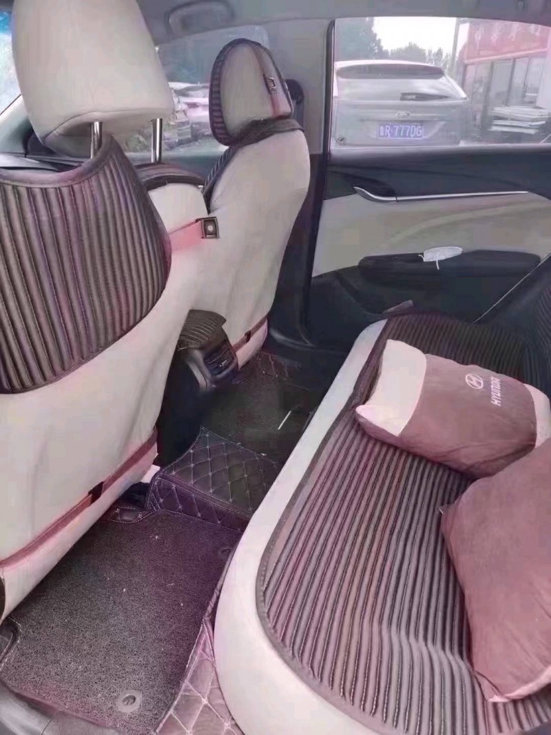 北京18年别克英朗5