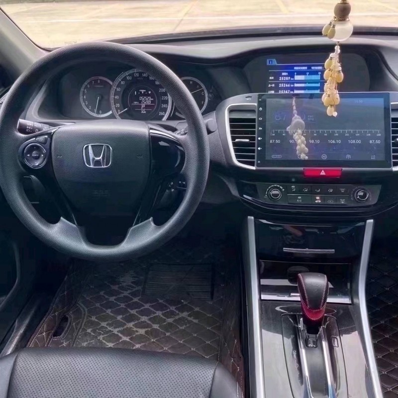 北京17年本田雅阁9