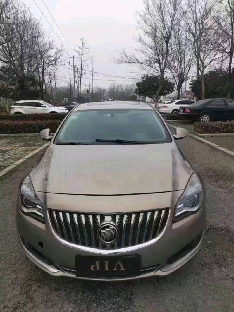 徐州14年别克君威1