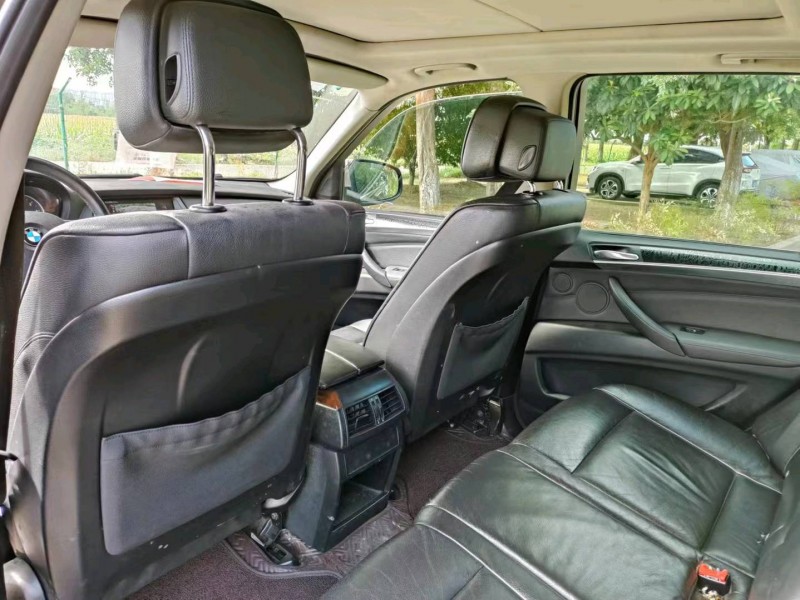 徐州12年宝马X56