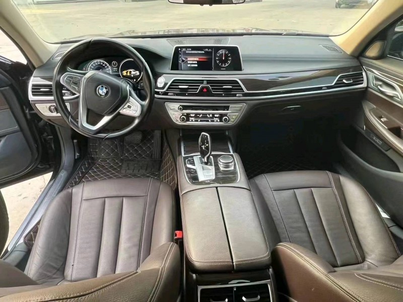 济南18年宝马7系4