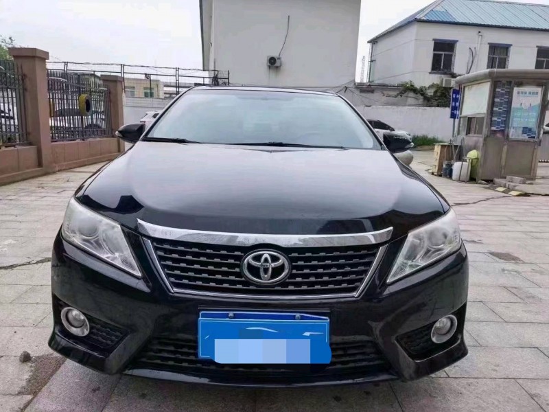 北京13年丰田凯美瑞1