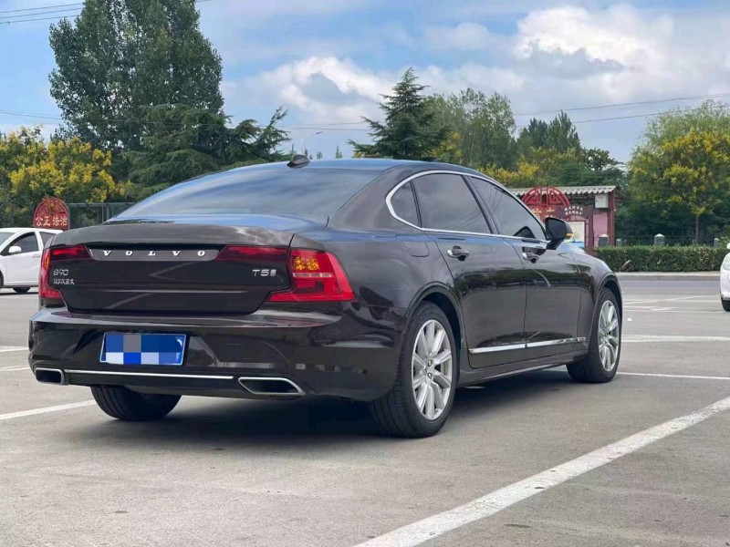 枣庄20年沃尔沃S902