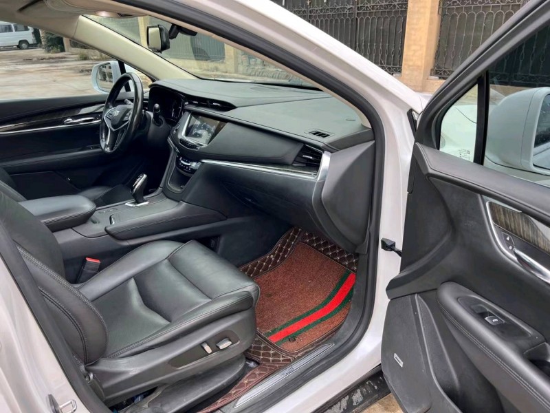 盐城17年凯迪拉克XT56