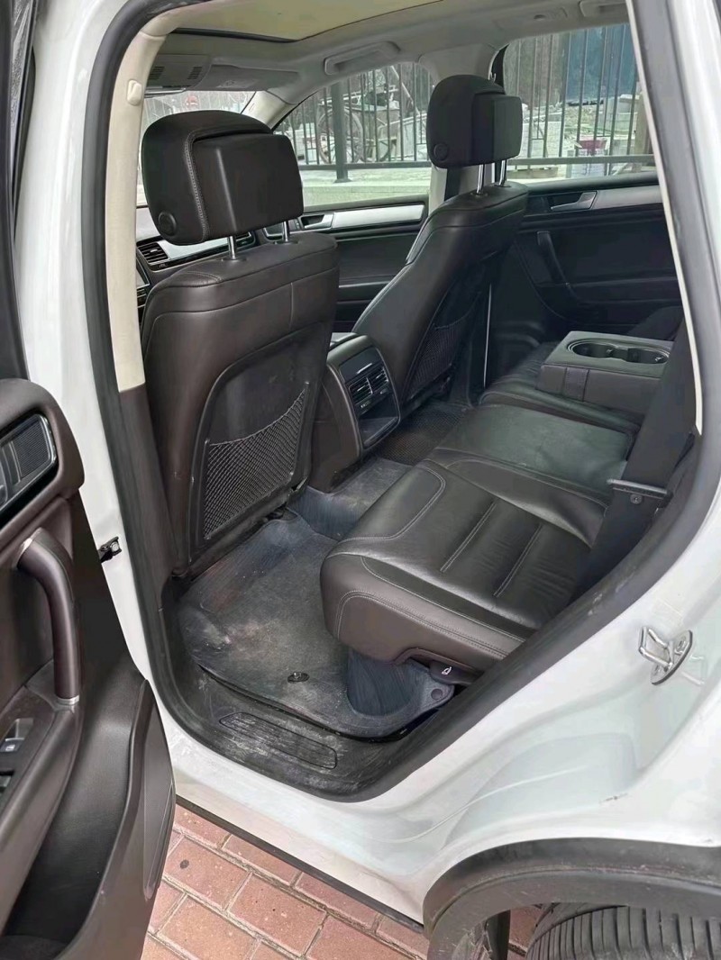 济南16年大众途锐3