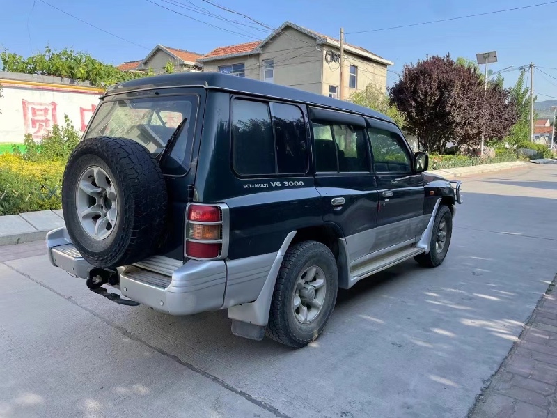 煙臺12年獵豹汽車黑金剛5