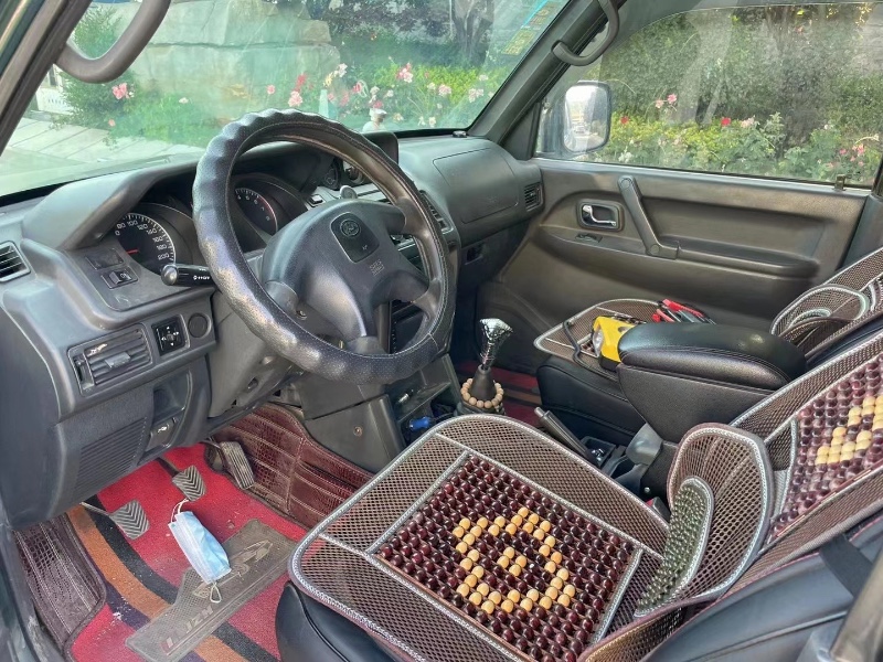 煙臺12年獵豹汽車黑金剛7