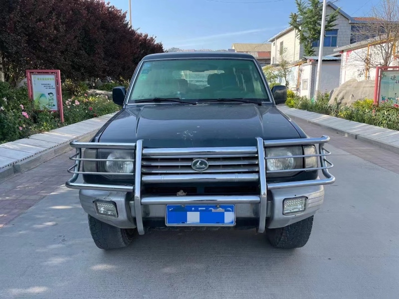 煙臺12年獵豹汽車黑金剛1