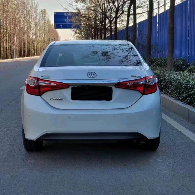 北京16年丰田雷凌5