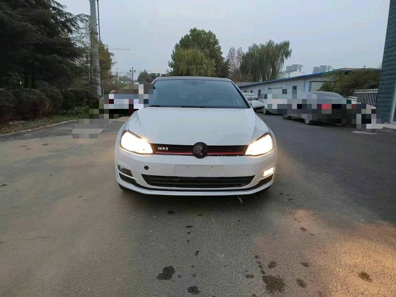 北京17年大众高尔夫1