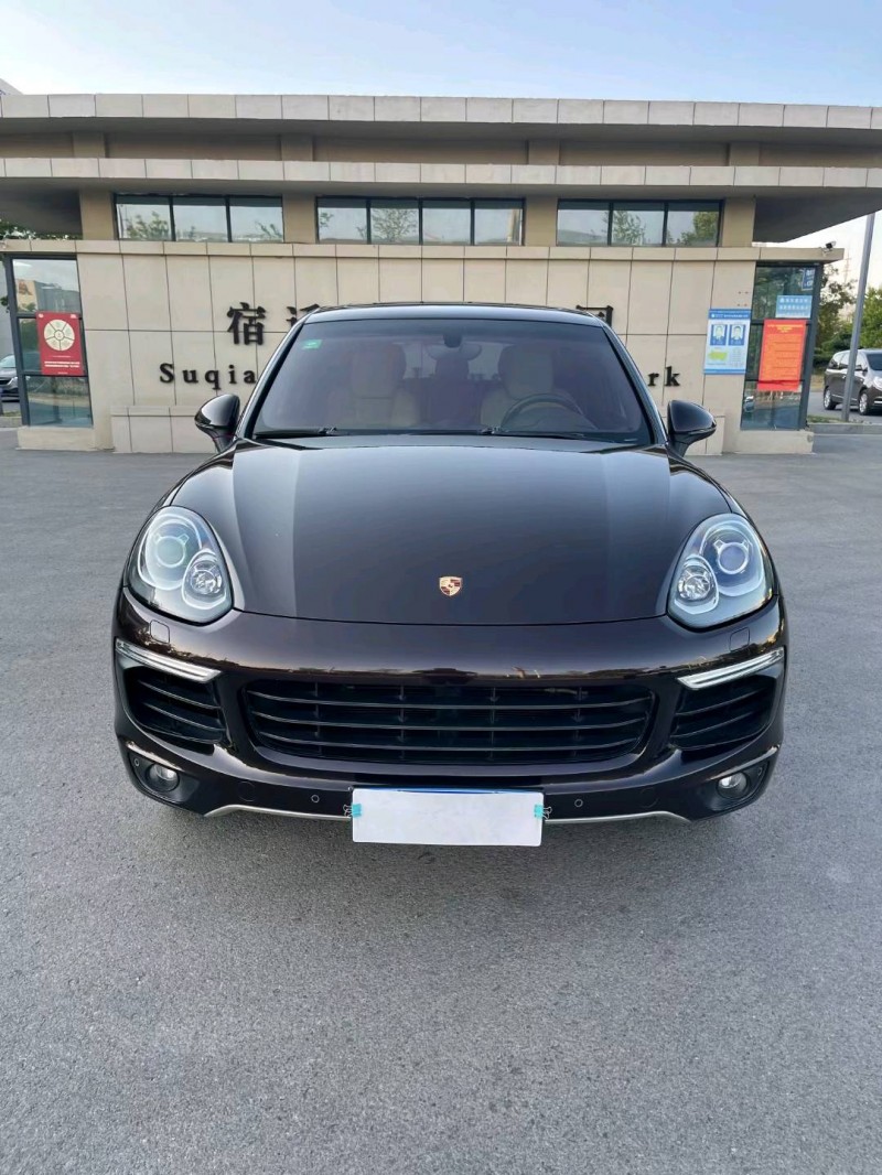 徐州17年保時捷卡宴1