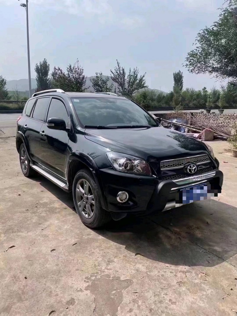 邯鄲13年豐田RAV43