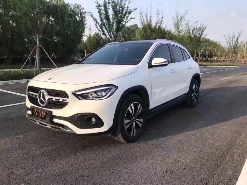 徐州20年奔驰CLA2