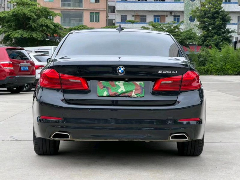 东莞18年宝马5系9