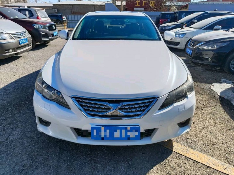 保定13年丰田锐志1