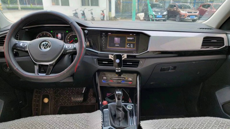 济南21年大众探岳5