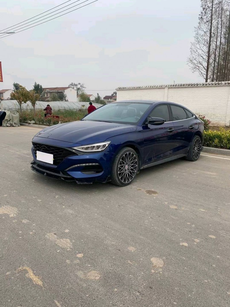 徐州19年现代菲斯塔8