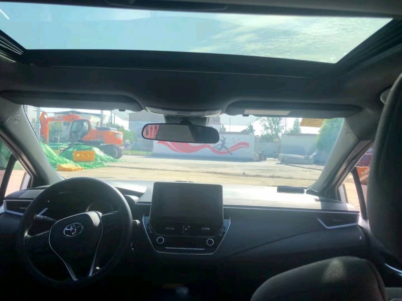 济宁21年丰田雷凌7