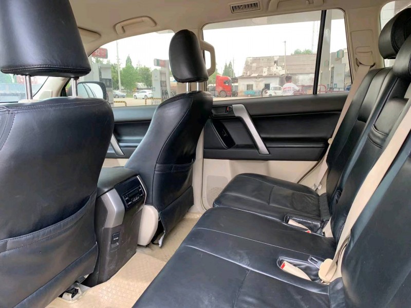 徐州13年丰田普拉多9