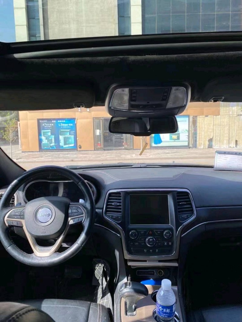 枣庄15年Jeep大切诺基5