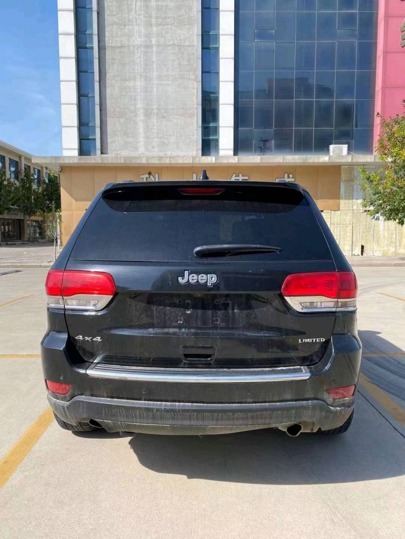 枣庄15年Jeep大切诺基4