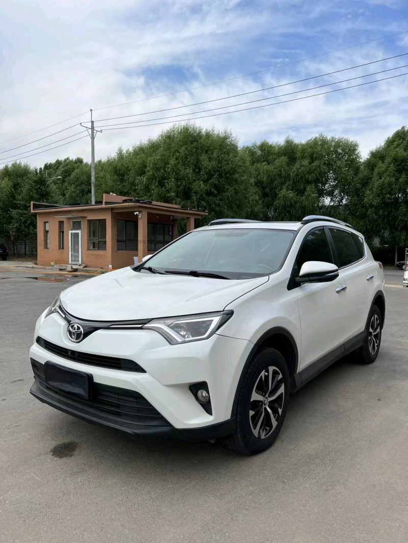 沈阳19年丰田RAV4荣放1
