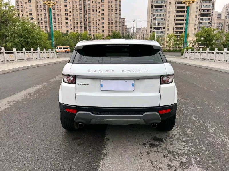 徐州15年路虎极光4