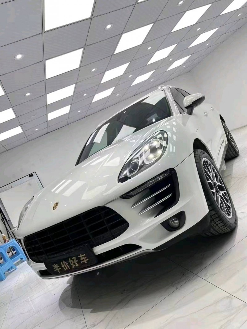 成都14年保時捷Macan2