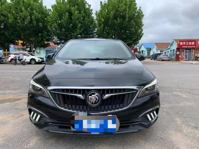 枣庄19年别克威朗9