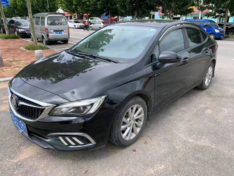 枣庄19年别克威朗7