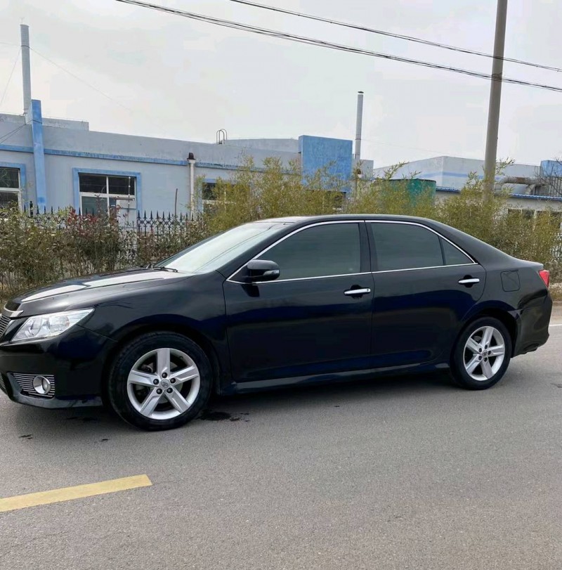 北京14年丰田凯美瑞3