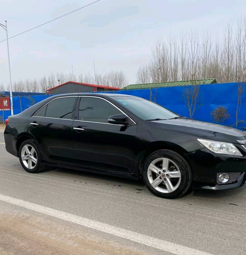 北京14年丰田凯美瑞2
